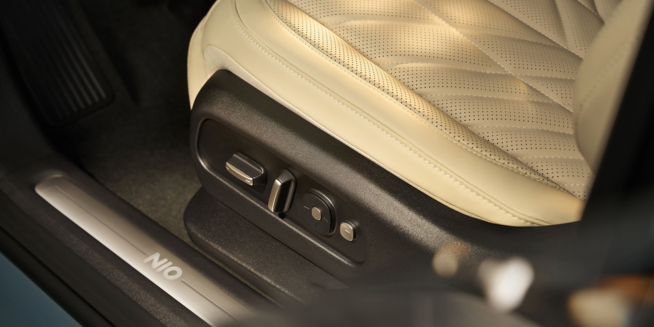 全向灵活座椅调节_蔚来新ES6-NIO蔚来官网