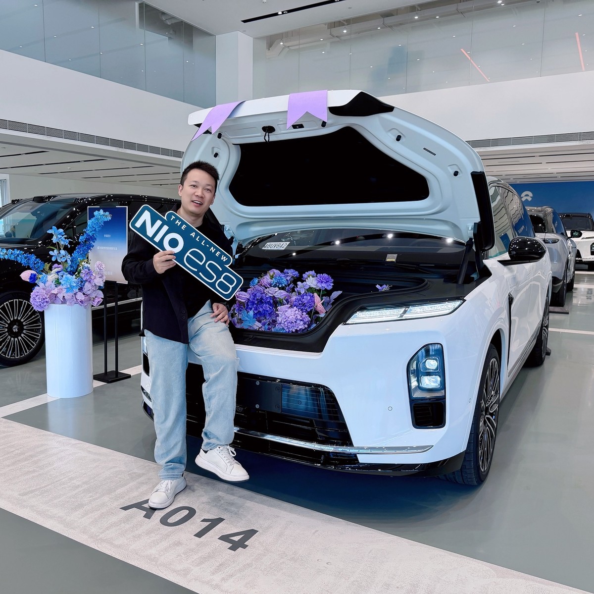 湖南90后在深圳的第一台车：二胎首选- ES8