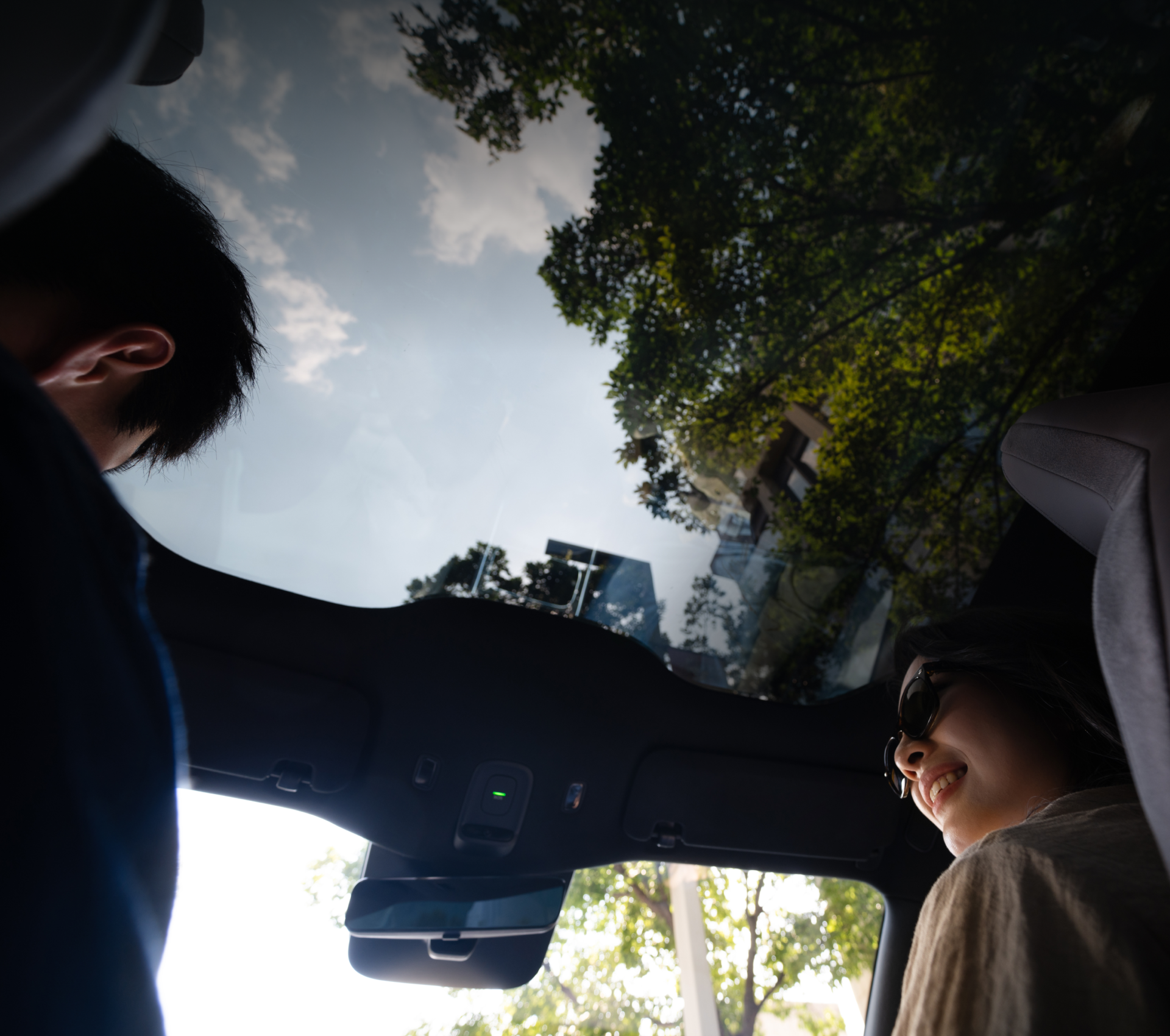 坐姿空间更恬静、防晒隔热再升级