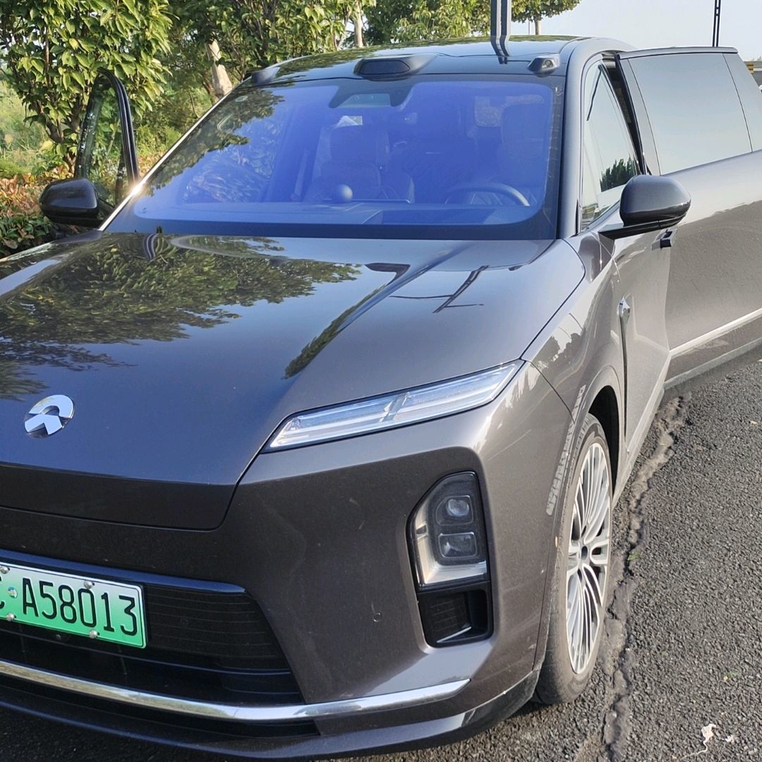 全场景旗舰进化：深度测评全新ES8外观与内饰设计