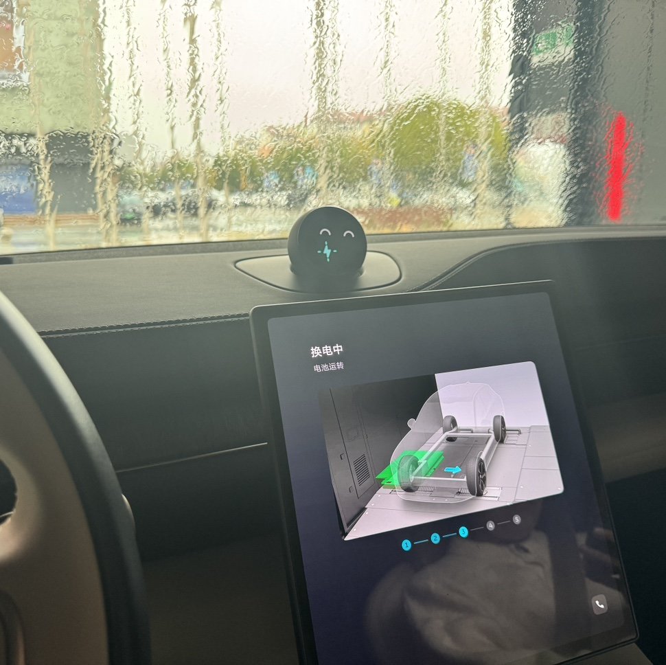 下雨天：换电才是新能源车的“准确补能姿势”