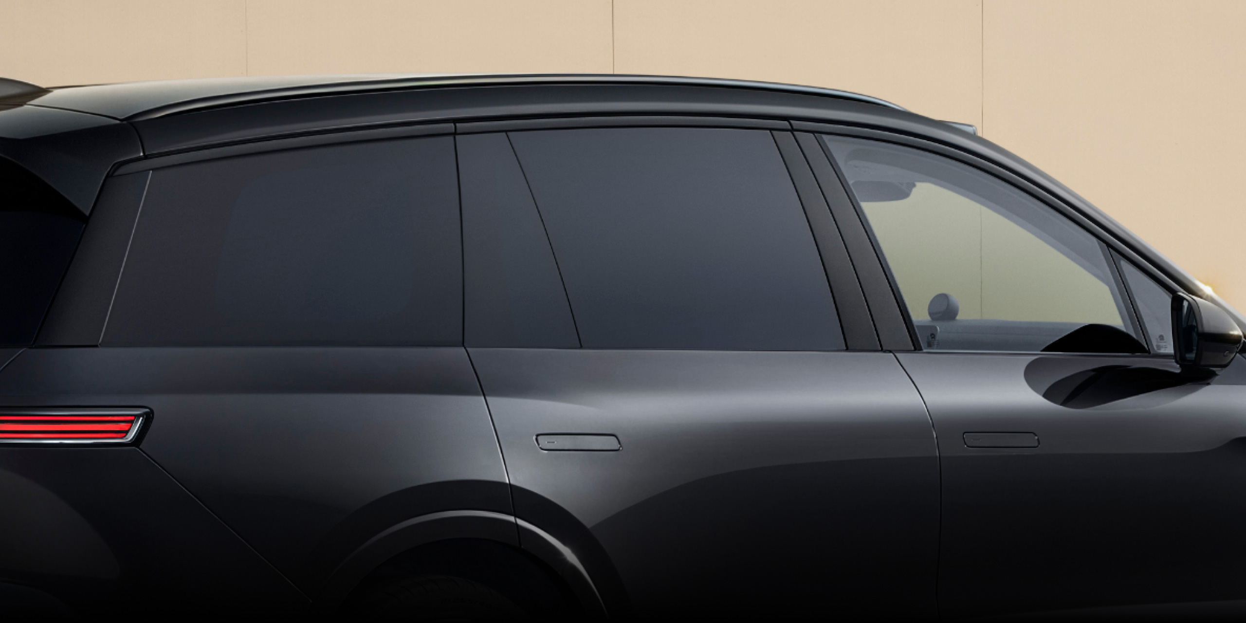 同级最大纯平侧窗_ag8大厅登录全新ES8-NIOag8大厅登录官网