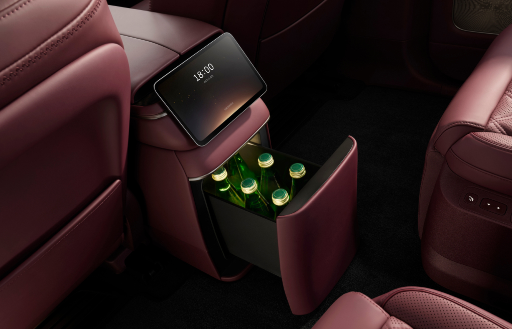 电动开合智能冰箱_ag8大厅登录全新ES8-NIOag8大厅登录官网