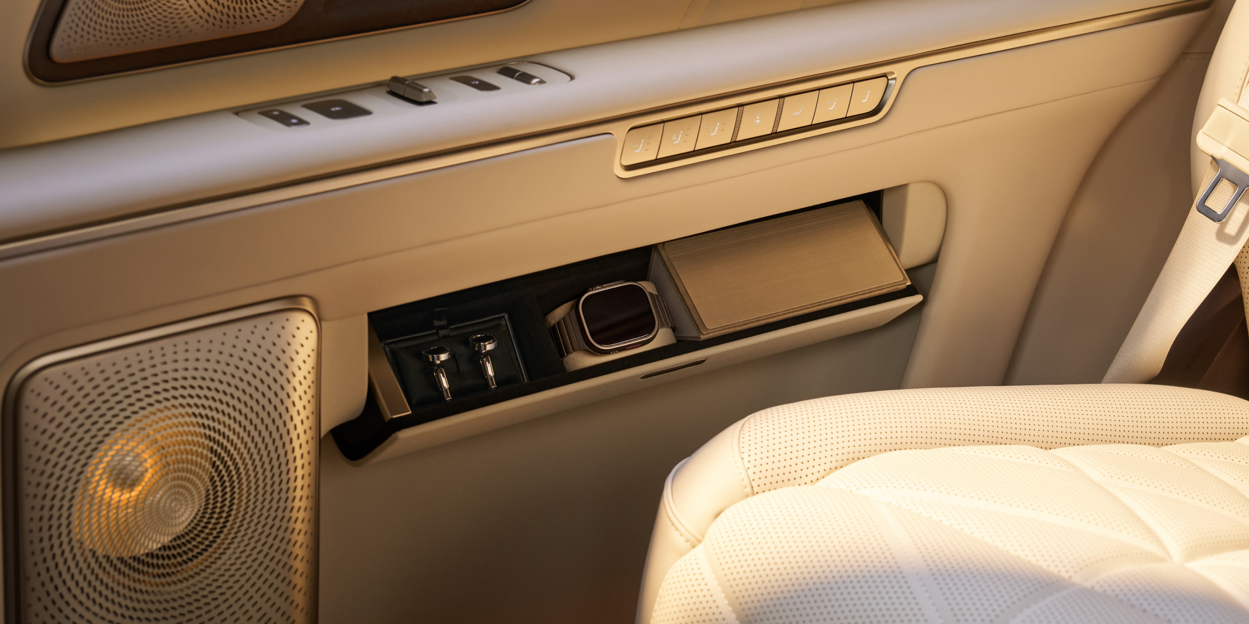 社交出行_蔚来ES9-NIO蔚来官网