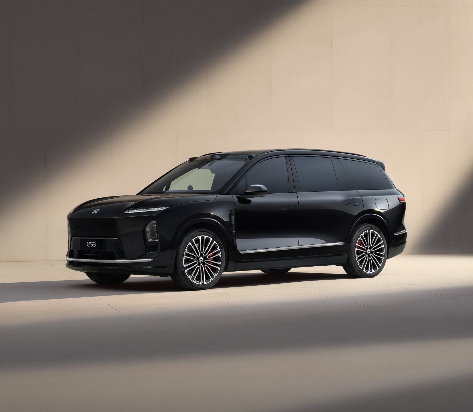 ag8大厅登录全新 ES8，全场景科技旗舰